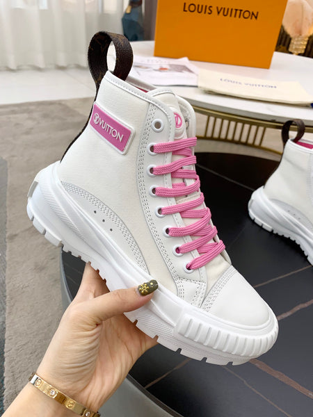 L high-Top Sneakers